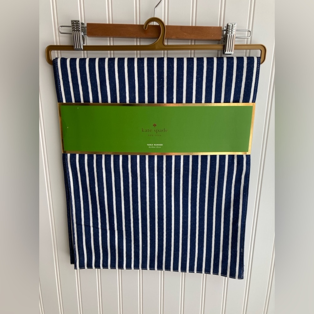 Kate Spade new york Harbour Drive Table Runner 15”x72” French Navy NWT